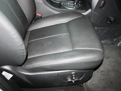 爱腾 2011款 2.0T 自动 四驱豪华导航版 5座