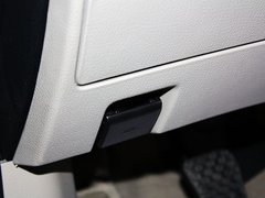 奔腾B50 2012款 1.6L 手动 天窗版