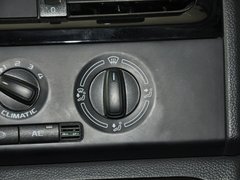晶锐 2012款 1.6 手动 酷黑版
