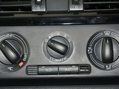 晶锐 2012款 1.6 手动 酷黑版