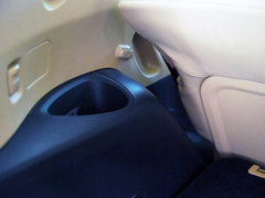 驰鹏 2011款 3.6L 自动 基本型 7座
