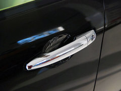 驰鹏 2011款 3.6L 自动 基本型 7座