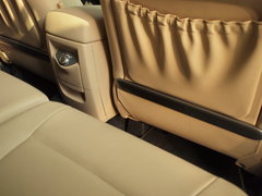 驰鹏 2011款 3.6L 自动 基本型 7座