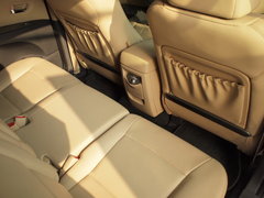 驰鹏 2011款 3.6L 自动 基本型 7座