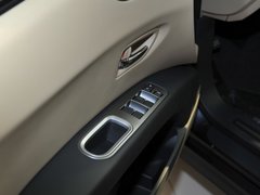 驰鹏 2011款 3.6L 自动 基本型 7座