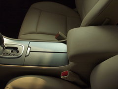 驰鹏 2011款 3.6L 自动 基本型 7座