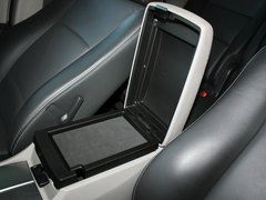 驰鹏 2011款 3.6L 自动 基本型 7座