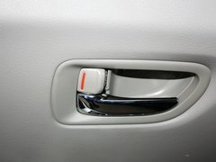 驰鹏 2011款 3.6L 自动 基本型 7座