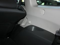 驰鹏 2011款 3.6L 自动 基本型 7座