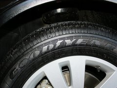 驰鹏 2011款 3.6L 自动 基本型 7座