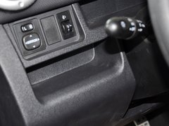 长城M2 2012款 1.5L 手动 两驱都市版 5座