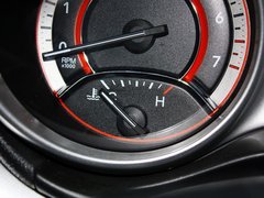菲跃 2012款 2.4L 自动 舒适版 5座