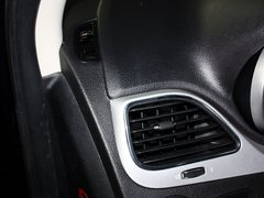 菲跃 2012款 2.4L 自动 舒适版 5座