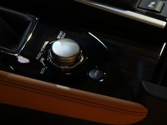 雷克萨斯GS 2012款 250 2.5L 自动 领先版
