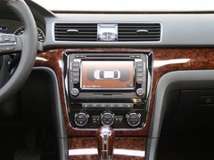 上海大众  新PASSAT 3.0 V6 DSG 中控仪表台总特写