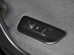 传祺GS5 2012款 2.0L 手动 舒适版 5座