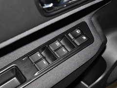 传祺GS5 2012款 2.0L 手动 舒适版 5座