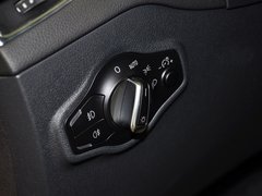 奥迪Q5 2012款 2.0TSI 动感型 5座