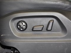 奥迪Q5 2012款 2.0TSI 动感型 5座