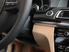 宝马(进口)  730Li 车辆点火开关特写