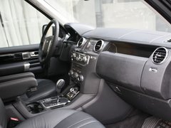 路虎 第四代发现 5.0 AT 中控台右侧