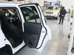 指南者(进口) 2012款 2.0 CVT 运动版 5座