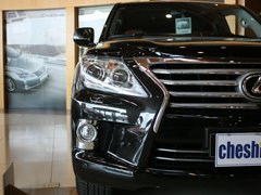 雷克萨斯  LX570 5.7 AT 车辆右前大灯正视图