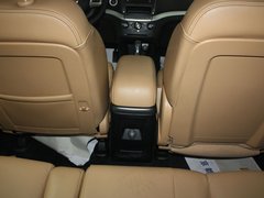 菲跃 2012款 2.4L 自动 豪华版 7座