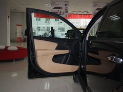菲跃 2012款 2.4L 自动 豪华版 7座