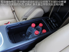 菲亚特(进口)  菲跃 2.4 AT