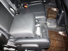 菲跃 2012款 2.4L 自动 豪华版 7座