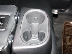 菲跃 2012款 2.4L 自动 豪华版 7座