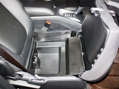 菲跃 2012款 2.4L 自动 豪华版 7座