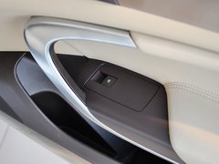 君威 2012款 2.0L 自动 舒适版