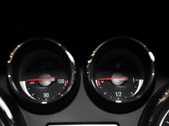 君威 2012款 2.0L 自动 舒适版