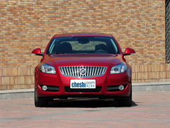 别克 君威 2.4L AT