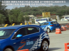 别克  君威 2.0T AT