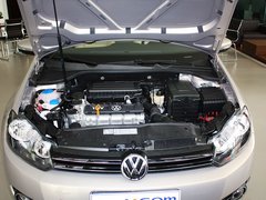 一汽-大众  1.6L 自动 发动机局部特写
