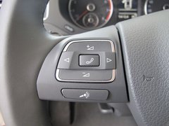 一汽-大众  速腾 1.4TSI DSG 方向盘左侧