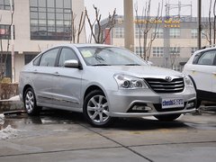 东风风神  2.0 CVT 车辆右侧45度角