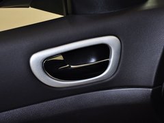 标致307 2012款 1.6L 手动 两厢 豪华版