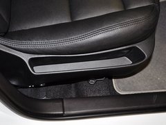 标致307 2012款 1.6L 手动 两厢 豪华版