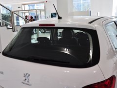 标致307 2012款 1.6L 手动 两厢 豪华版