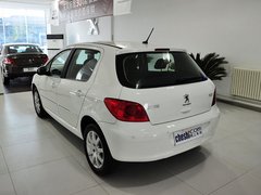 标致307 2012款 1.6L 手动 两厢 豪华版