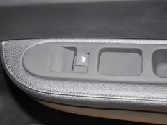 标致307 2012款 1.6L 自动 两厢 舒适版