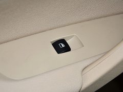 宝马X1 2012款 xDrive28i 2.0T 领先型 5座