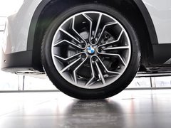宝马X1 2012款 xDrive28i 2.0T 领先型 5座