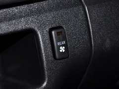 海狮(进口) 2011款 HIACE 2.7L 自动 标准版 13座
