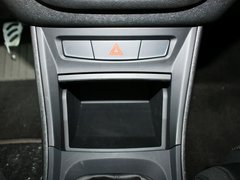 MG5 2012款 1.5L 手动 豪华版