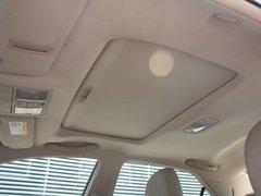一汽豐田  銳志 2.5V AT 車(chē)頂內(nèi)部特寫(xiě)